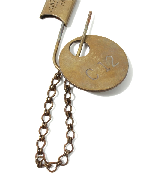 BEAMS（ビームス）の「□CANDY DESIGN & WORKS / GORDON KEY HOOK（キーケース/キーアクセサリー・メンズ・シルバー/ゴールド・ONE SIZE）」の7枚目の写真