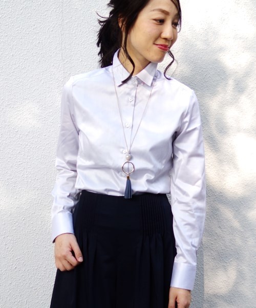 NARACAMICIE(ナラカミーチェ)の「コットンシャンブレー長袖シャツ(シャツ/ブラウス・レディース・ホワイト/ライトグレー/ボルドー・MEDIUM/LARGE/SMALL)」の19枚目の写真