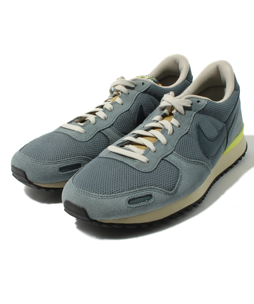 NIKE（ナイキ）の「店舗限定 ナイキ エア ボルテックス ビンテージ NIKE AIR VORTEX QS(VNTG)（スニーカー・メンズ・グレー/ブラウン/グリーン・26cm/26.5cm/27cm/27.5cm/28cm/28.5cm/29cm/24.5cm/24cm/25cm）」の2枚目の写真