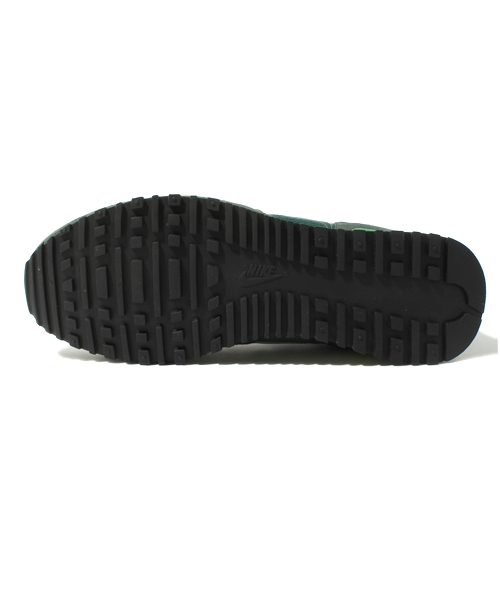 NIKE（ナイキ）の「店舗限定 ナイキ エア ボルテックス ビンテージ NIKE AIR VORTEX QS(VNTG)（スニーカー・メンズ・グレー/ブラウン/グリーン・26cm/26.5cm/27cm/27.5cm/28cm/28.5cm/29cm/24.5cm/24cm/25cm）」の5枚目の写真