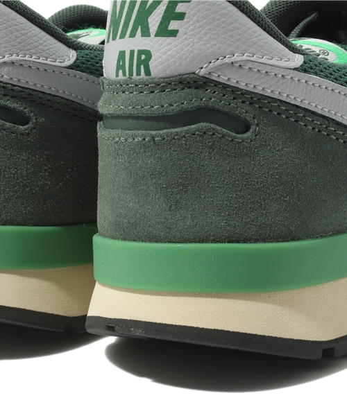 NIKE（ナイキ）の「店舗限定 ナイキ エア ボルテックス ビンテージ NIKE AIR VORTEX QS(VNTG)（スニーカー・メンズ・グレー/ブラウン/グリーン・26cm/26.5cm/27cm/27.5cm/28cm/28.5cm/29cm/24.5cm/24cm/25cm）」の10枚目の写真
