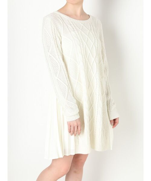 MERCURYDUO(マーキュリーデュオ)の「異素材切替ケーブルニットワンピース(ワンピース)」|オフホワイト