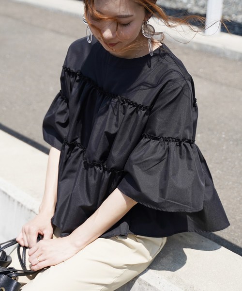 reca（レカ）の「ティアードボリュームブラウス（シャツ/ブラウス・レディース・ホワイト/ブラック/ベージュ/テラコッタ・M）」の7枚目の写真