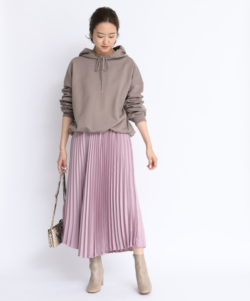 DouDou（ドゥドゥ）の「プリーツサテンスカート（スカート・レディース・ブラウン/ベージュ/ピンク/キャメル/サックスブルー・FREE）」の8枚目の写真