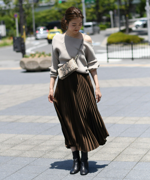 DouDou（ドゥドゥ）の「プリーツサテンスカート（スカート・レディース・ブラウン/ベージュ/ピンク/キャメル/サックスブルー・FREE）」の20枚目の写真