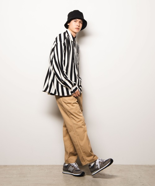 WEGO（ウィゴー）の「WEGO/ワイドストライプビッグシルエットシャツ（シャツ/ブラウス・メンズ・ホワイト系その他4/ブラック系その他4/ベージュ系その他4・MEDIUM/LARGE）」の12枚目の写真