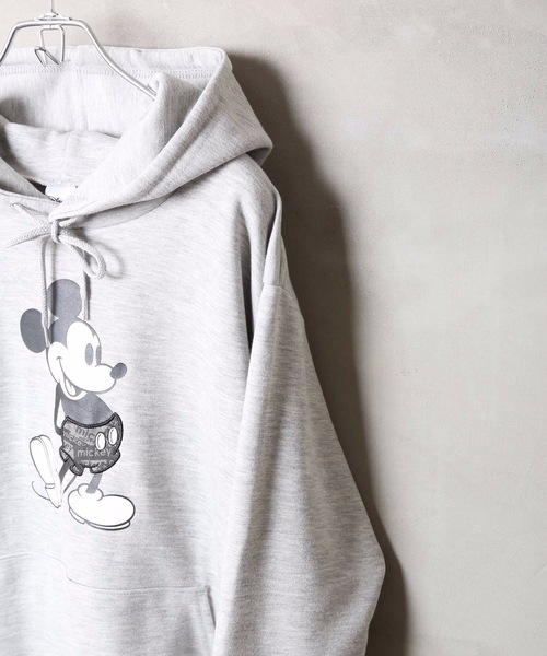 MICKEY MOUSE�i�~�b�L�[�}�E�X�j�́u�yDisney/�f�B�Y�j�[�z�~�b�L�[�V���G�b�g ���j�Z�b�N�X�f�U�C�� �����N�V���O�V���G�b�g �v���p�[�J�[�i�p�[�J�[�j�v�b�O���[