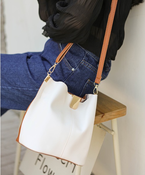 TABI PAL（タビパル）の「【TABI PAL】ニューレザー ショルダーバッグ（ショルダーバッグ・レディース・ブラック/グリーン/アイボリー・FREE）」の7枚目の写真