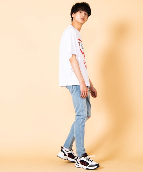 Guess(ゲス)の「∴WEGO/GUESS 別注プリントビッグ半袖Tシャツ(Tシャツ/カットソー・メンズ・ホワイト/ブラック・MEDIUM/LARGE)」の22枚目の写真