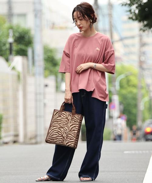 coen（コーエン）の「KELTY（ケルティ）別注Tシャツ#（Tシャツ/カットソー・レディース・ベージュ/ホワイト/オリーブ/ダークブラウン/ピンク/ダークグレー・FREE）」の11枚目の写真