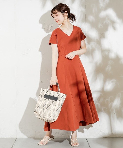 natural couture（ナチュラルクチュール）の「【ZOZO限定】美シルエット細リボンカットフレアワンピース（ワンピース・レディース・ブラック/グレイッシュベージュ/ラベンダー/レンガ/グリーン・FREE）」の19枚目の写真