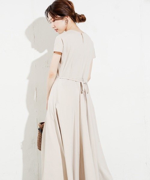 natural couture（ナチュラルクチュール）の「【ZOZO限定】美シルエット細リボンカットフレアワンピース（ワンピース・レディース・ブラック/グレイッシュベージュ/ラベンダー/レンガ/グリーン・FREE）」の11枚目の写真