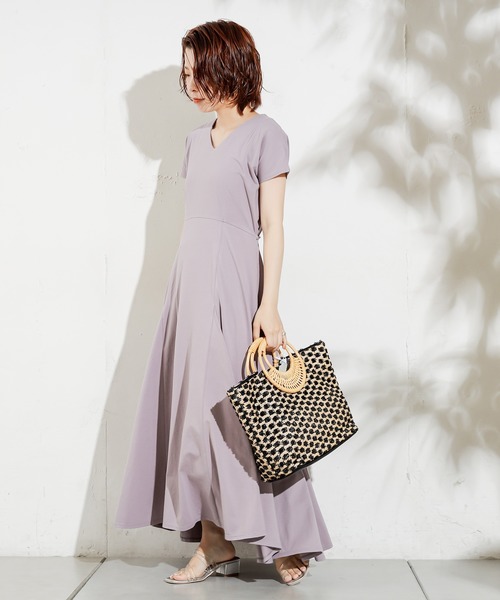 natural couture（ナチュラルクチュール）の「【ZOZO限定】美シルエット細リボンカットフレアワンピース（ワンピース・レディース・ブラック/グレイッシュベージュ/ラベンダー/レンガ/グリーン・FREE）」の17枚目の写真