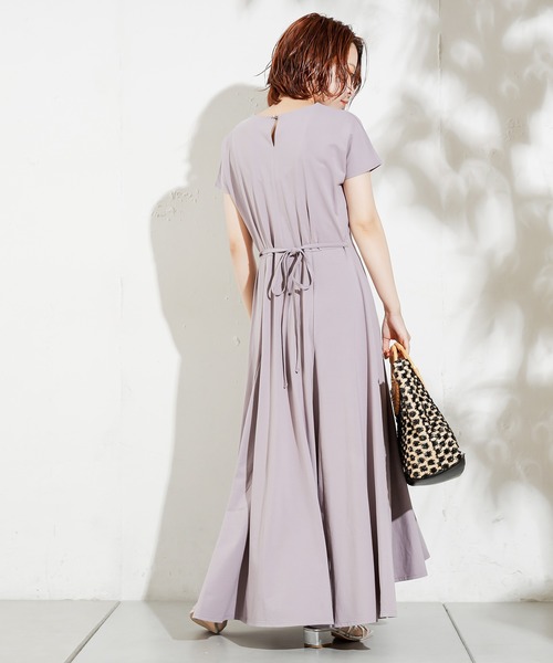 natural couture（ナチュラルクチュール）の「【ZOZO限定】美シルエット細リボンカットフレアワンピース（ワンピース・レディース・ブラック/グレイッシュベージュ/ラベンダー/レンガ/グリーン・FREE）」の18枚目の写真