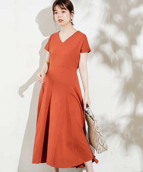 natural couture（ナチュラルクチュール）の「【ZOZO限定】美シルエット細リボンカットフレアワンピース（ワンピース・レディース・ブラック/グレイッシュベージュ/ラベンダー/レンガ/グリーン・FREE）」の21枚目の写真