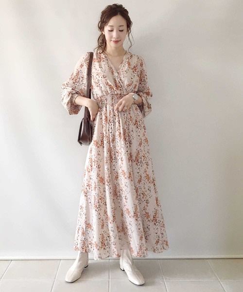 CORNERS(コーナーズ)の「【WEARISTA 陽さん×CORNERSコラボ】花柄カシュクールワンピース(ワンピース)」|ベージュ系その他