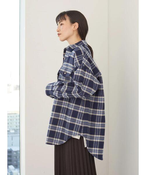 AMERICAN HOLIC（アメリカンホリック）の「厚手チェックシャツ　＊（シャツ/ブラウス・レディース・ホワイト系その他7/ブラウン系その他4/ブルー系その他5/キャメル・M/L）」の11枚目の写真