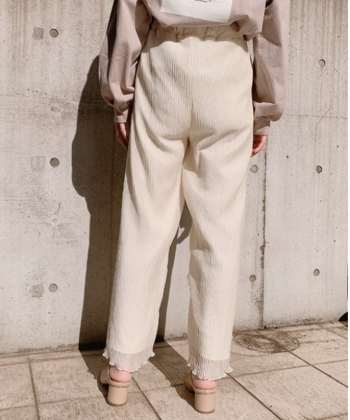 VANNIE U（ヴァニーユー）の「シフォンプリーツパンツ（その他パンツ・レディース・ブラウン/ライトグリーン/ナチュラル・FREE）」の19枚目の写真