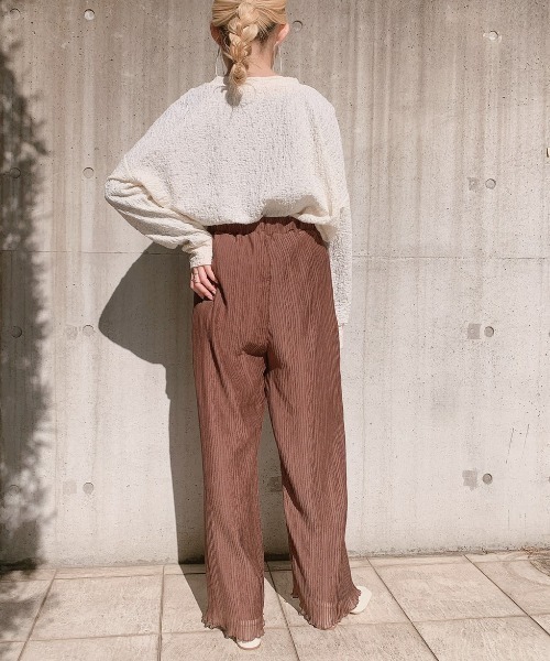 VANNIE U（ヴァニーユー）の「シフォンプリーツパンツ（その他パンツ・レディース・ブラウン/ライトグリーン/ナチュラル・FREE）」の4枚目の写真