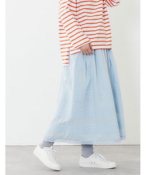 POU DOU DOU(プードゥドゥ)の「デザインタックギャザースカート(スカート・レディース・オフホワイト/ブルー/ブラック・3)」の12枚目の写真