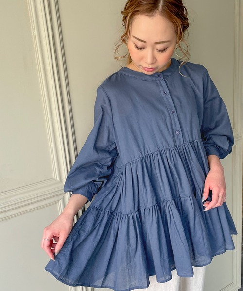 JUNOAH（ジュノア）の「ボリュームスリーブティアードブラウス（シャツ/ブラウス・レディース・ホワイト/ブラック/グリーン/グレイッシュベージュ/チャコール/ピンク/ブルー/グレー/ネイビー/ミント・FREE）」の8枚目の写真