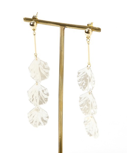 Heather（ヘザー）の「ハナビラパールイヤー　937369（ピアス（両耳用）・レディース・ホワイト系その他/ゴールド系その他/ホワイト系その他2/ゴールド系その他2・ONESIZE）」の9枚目の写真