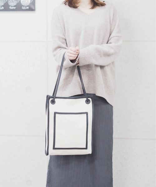 POUTOJOURU（ポートジュール）の「【ポートジュール】 キャンバトートバッグ　PUレザーパイピング（トートバッグ・レディース・アイボリー/ブラック/ブラウン・FREE）」の10枚目の写真