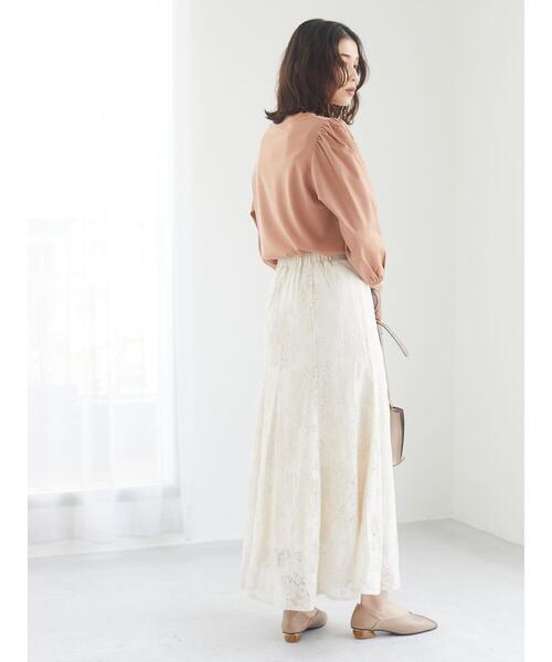 RAY CASSIN FAVORI（レイカズンフェバリ）の「・RAY CASSIN ボリュームスリーブプルオーバー＊（Tシャツ/カットソー・レディース・ブラック/ベージュ/オフホワイト/グレイッシュベージュ・FREE）」の18枚目の写真