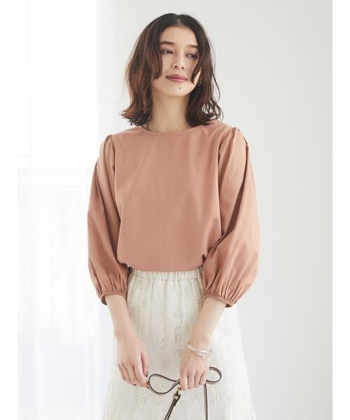 RAY CASSIN FAVORI（レイカズンフェバリ）の「・RAY CASSIN ボリュームスリーブプルオーバー＊（Tシャツ/カットソー・レディース・ブラック/ベージュ/オフホワイト/グレイッシュベージュ・FREE）」の19枚目の写真