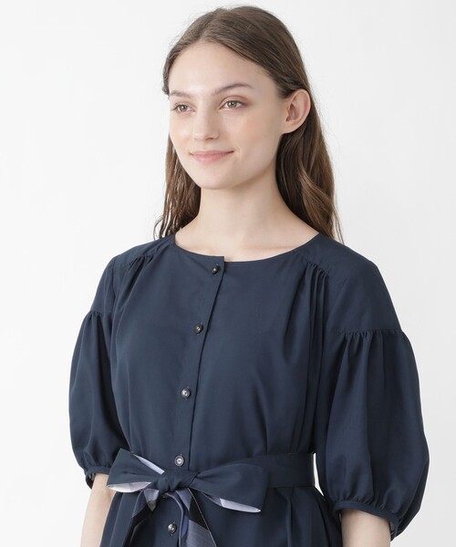BLUE LABEL CRESTBRIDGE（ブルーレーベルクレストブリッジ）の