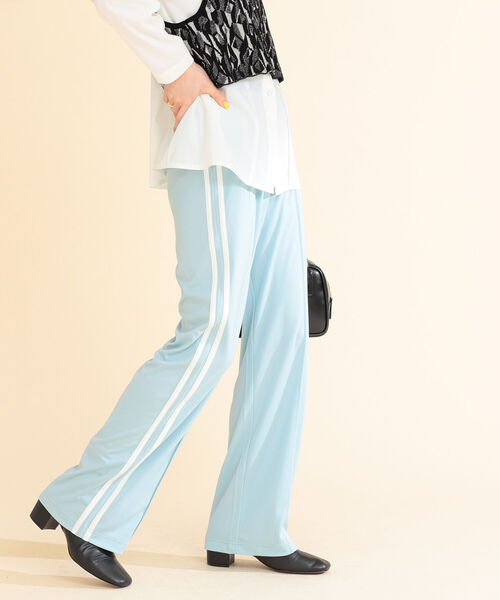 Ray BEAMS（レイビームス）の「Ray BEAMS / サイドライン ジャージ パンツ（その他パンツ・レディース・サックスブルー/ホワイト系その他6・1/0）」の12枚目の写真
