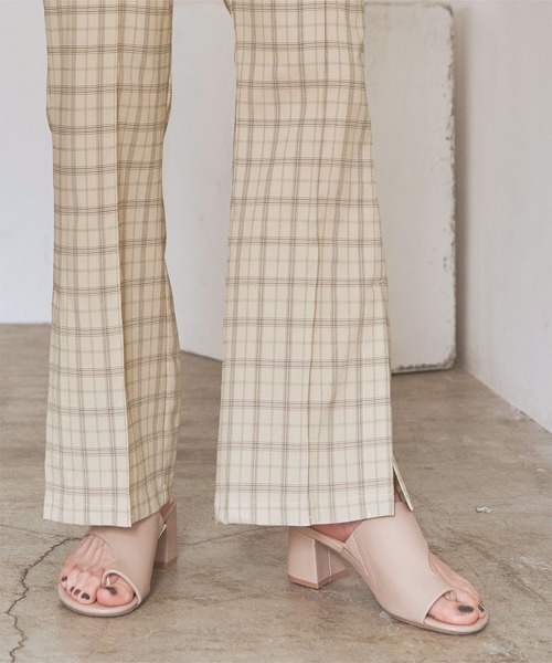 titivate（ティティベイト）の「ﾁｪｯｸ柄ｾﾐﾌﾚｱﾊﾟﾝﾂ（その他パンツ・レディース・ベージュ/グリーン・M）」の13枚目の写真