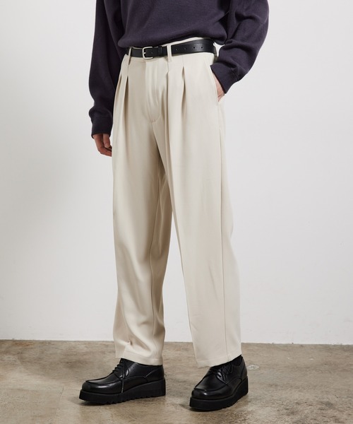 JUNRED（ジュンレッド）の「ソフトカルゼワイドタックパンツ（その他パンツ・メンズ・ブラック/オフホワイト/ブラウン・M/L/S）」の2枚目の写真