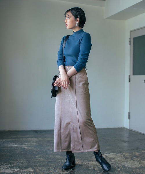 PAGEBOY（ページボーイ）の「クリアスエードIラインスカート（スカート・レディース・ブラック/ブルー系その他/グレイッシュベージュ・SMALL/MEDIUM）」の15枚目の写真