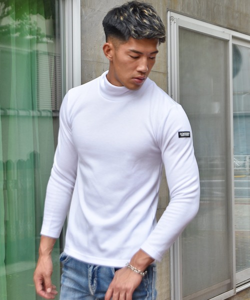 SOMEDIFF(サムディフ)の「【SOMEDIFF】選べるプレミアム長袖Tシャツ クルーネック/Vネック/ハイネックロンティー メンズ 長袖カットソー ロンT 春服(Tシャツ/カットソー・メンズ・ホワイト/ブラック/ネイビー/ホワイト系その他/ブラック系その他/杢グレー/グレー系その他/ブルー系その他/ホワイト系その他2/ブラック系その他2/グレー系その他2/ブルー系その他2・M/L/XL)」の4枚目の写真
