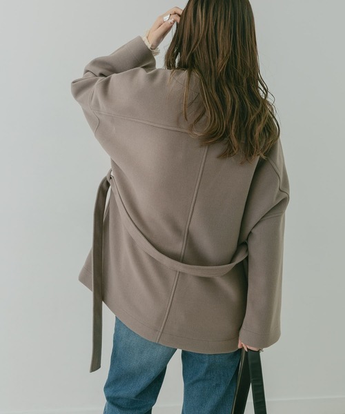 KBF+（ケービーエフプラス）の「KBF+　カシュクールミドルコート∴（ノーカラージャケット・レディース・ブラウン/アイボリー/グリーン系その他・ONE）」の10枚目の写真