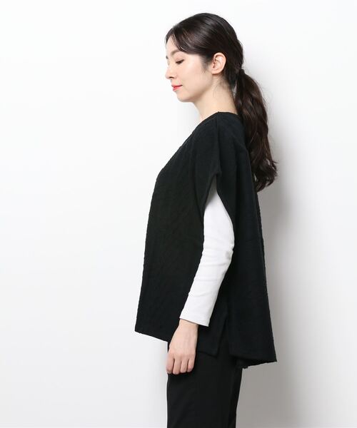 Samansa Mos2（サマンサ モスモス）の「ケーブル柄カットベスト（ベスト・レディース・ブラック/キナリ/モカ・ﾌﾘ-）」の5枚目の写真