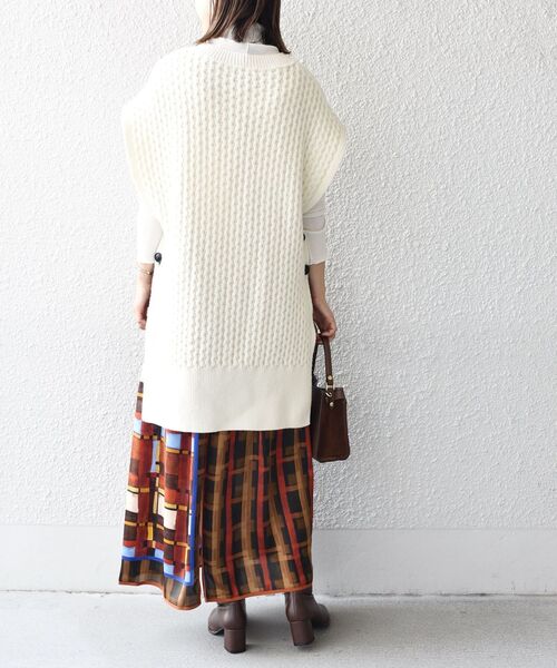 SHIPS(シップス)の「Soi-e:〈手洗い可能〉チェックパネルギャザースカート(スカート・レディース・グリーン/ブラウン・ONE SIZE)」の12枚目の写真