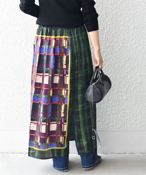 SHIPS(シップス)の「Soi-e:〈手洗い可能〉チェックパネルギャザースカート(スカート・レディース・グリーン/ブラウン・ONE SIZE)」の16枚目の写真