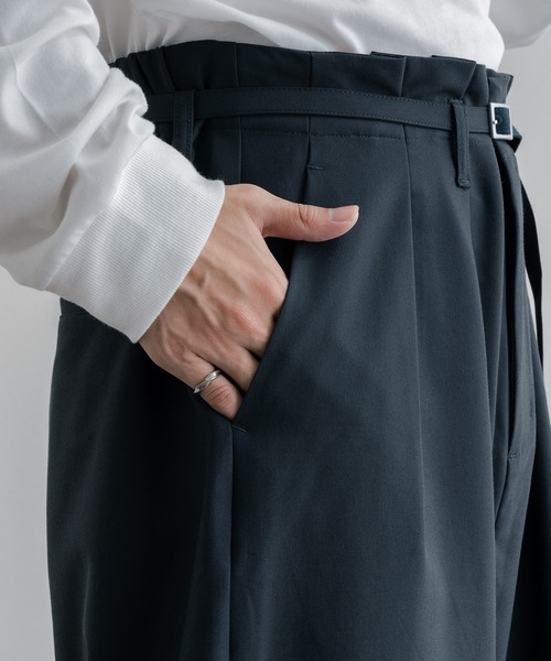 epnok（エプノック）の「ハイウエストタックワイドパンツ（スラックス・メンズ・ベージュ/グレイッシュブルー/ダークブラウン・SMALL/MEDIUM/LARGE）」の16枚目の写真