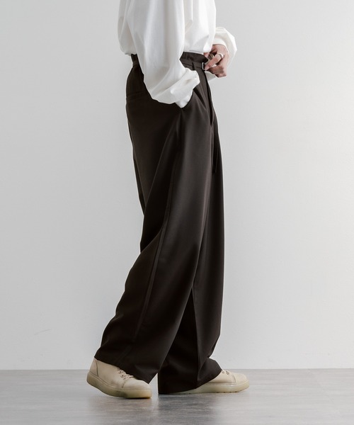 epnok（エプノック）の「ハイウエストタックワイドパンツ（スラックス・メンズ・ベージュ/グレイッシュブルー/ダークブラウン・SMALL/MEDIUM/LARGE）」の20枚目の写真