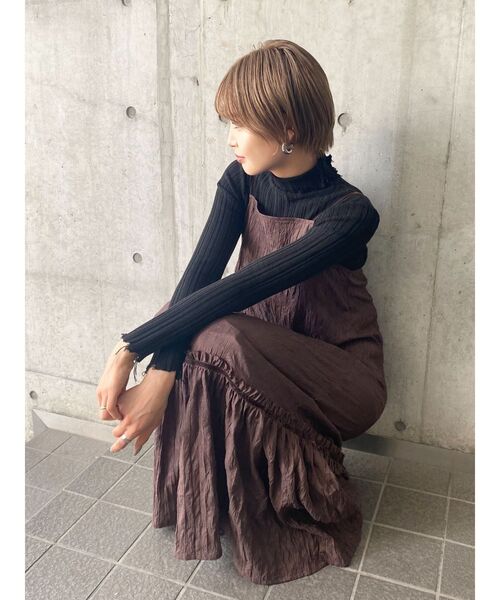 EMODA(エモダ)の「【HOLIDAY】シアーロングキャミソールワンピース(ワンピース・レディース・ブラック/ブラウン/グレー・FREE)」の12枚目の写真