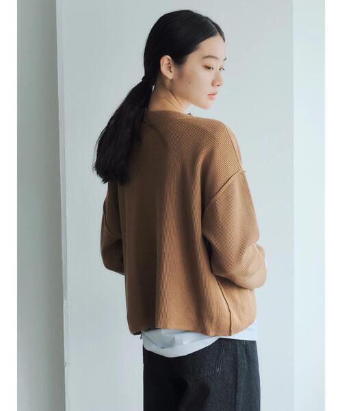 GARAGE OF GOOD CLOTHING（ガレージオブグッドクロージング）の「Vネックカーディガン＊（カーディガン/ボレロ・レディース・キャメル/ブルー/ブラック・FREE）」の14枚目の写真