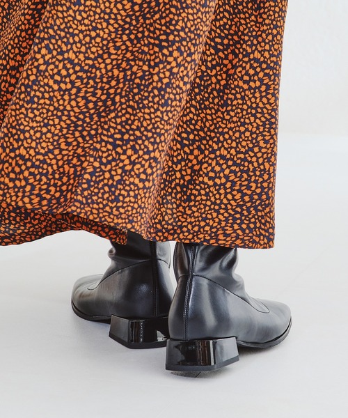 ORiental TRaffic（オリエンタルトラフィック）の「スクエアトゥローヒールストレッチブーツ/11394（ブーツ・レディース・ホワイト/ブラック・LL/S/M/L）」の9枚目の写真