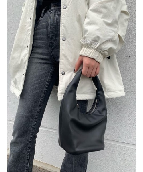 MOUSSY（マウジー）の「HOBO HANDLE バッグ（ハンドバッグ・レディース・アイボリー/ライトイエロー/ブラック・FREE）」の11枚目の写真