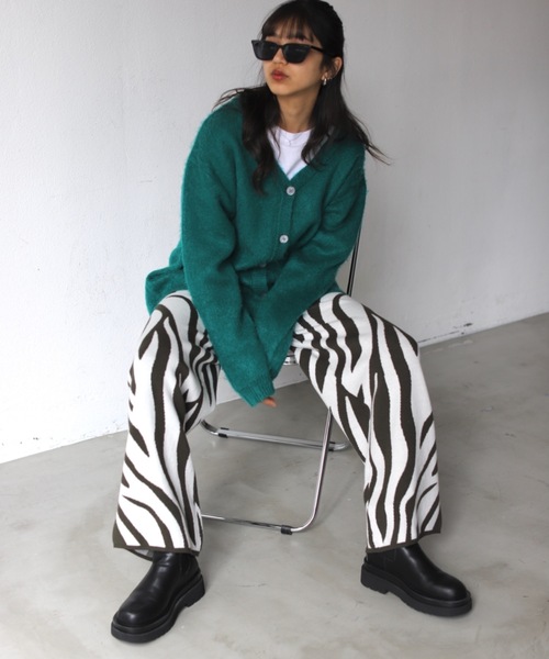 SHAGGIE（シャギー）の「ゼブラ柄ワイドニットパンツ（その他パンツ・レディース・ブラック/カーキ・S/M/L）」の18枚目の写真