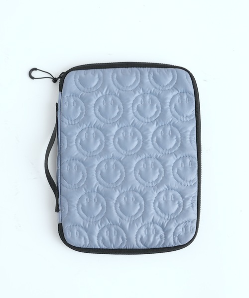 Actually(アクチュアリー)の「スマイルキルティング タブレットケース <11インチ対応> マルチケース・ゲーム収納(PC・タブレットケース・レディース・ブラック/ピンク/シルバー/ブルー・フリー)」の21枚目の写真