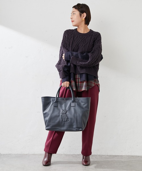 IO PELLE（イオペレ）の「【IOPELLE（イオペレ）】別注トラトートバッグ（トートバッグ・レディース・ネイビー/マスタード・FREE）」の7枚目の写真