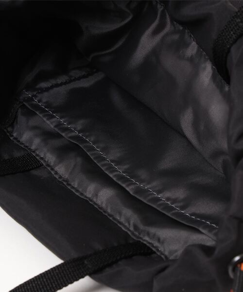 UNIVERSAL OVERALL（ユニバーサルオーバーオール）の「ユニバーサルオーバーオール　ワタ巾着（ハンドバッグ・レディース・ブラック/オリーブ/ピンク/アイボリー・FREE）」の5枚目の写真