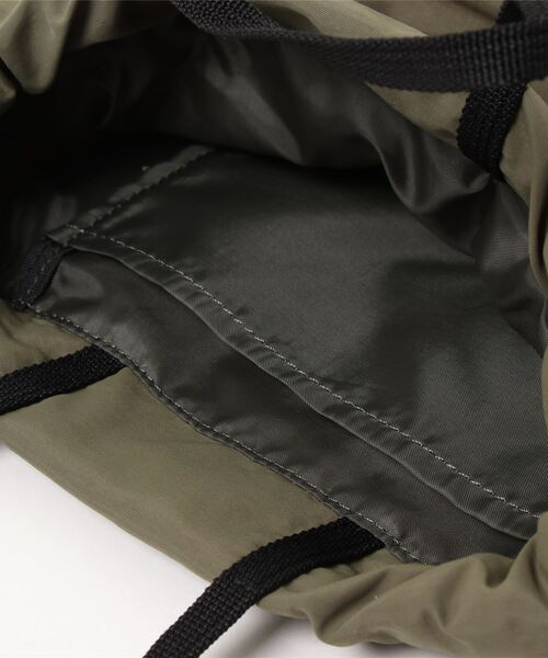 UNIVERSAL OVERALL（ユニバーサルオーバーオール）の「ユニバーサルオーバーオール　ワタ巾着（ハンドバッグ・レディース・ブラック/オリーブ/ピンク/アイボリー・FREE）」の8枚目の写真